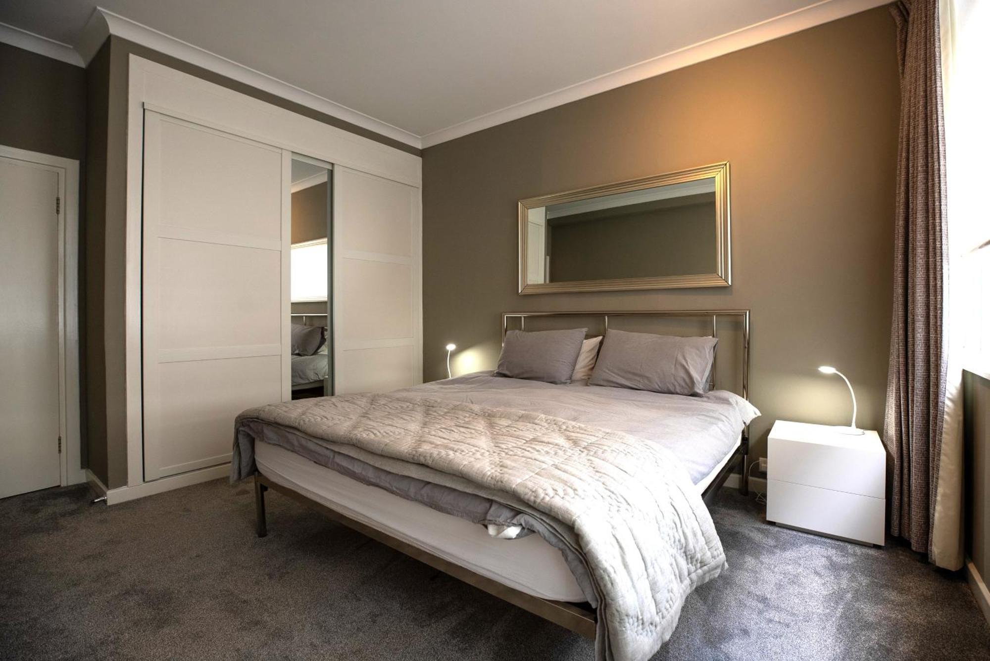 Location, Perfect For Attractions & West End Appartamento *